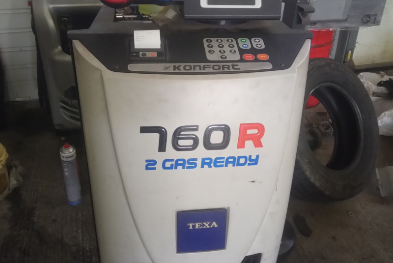 plnenie klimatizícii autoservis autoservis